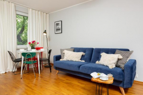 Central Apartment Solec Wilanowska by Noclegi Renters